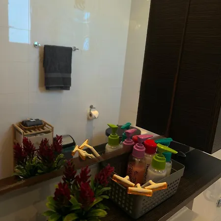 Cozy Violeta إياليسوس