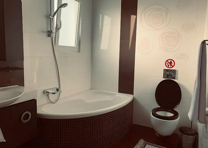 Cozy Violeta شقة إياليسوس