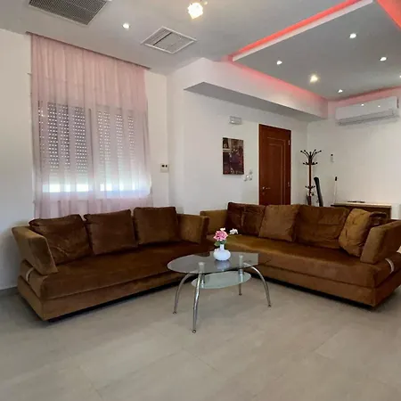 Cozy Violeta * إياليسوس